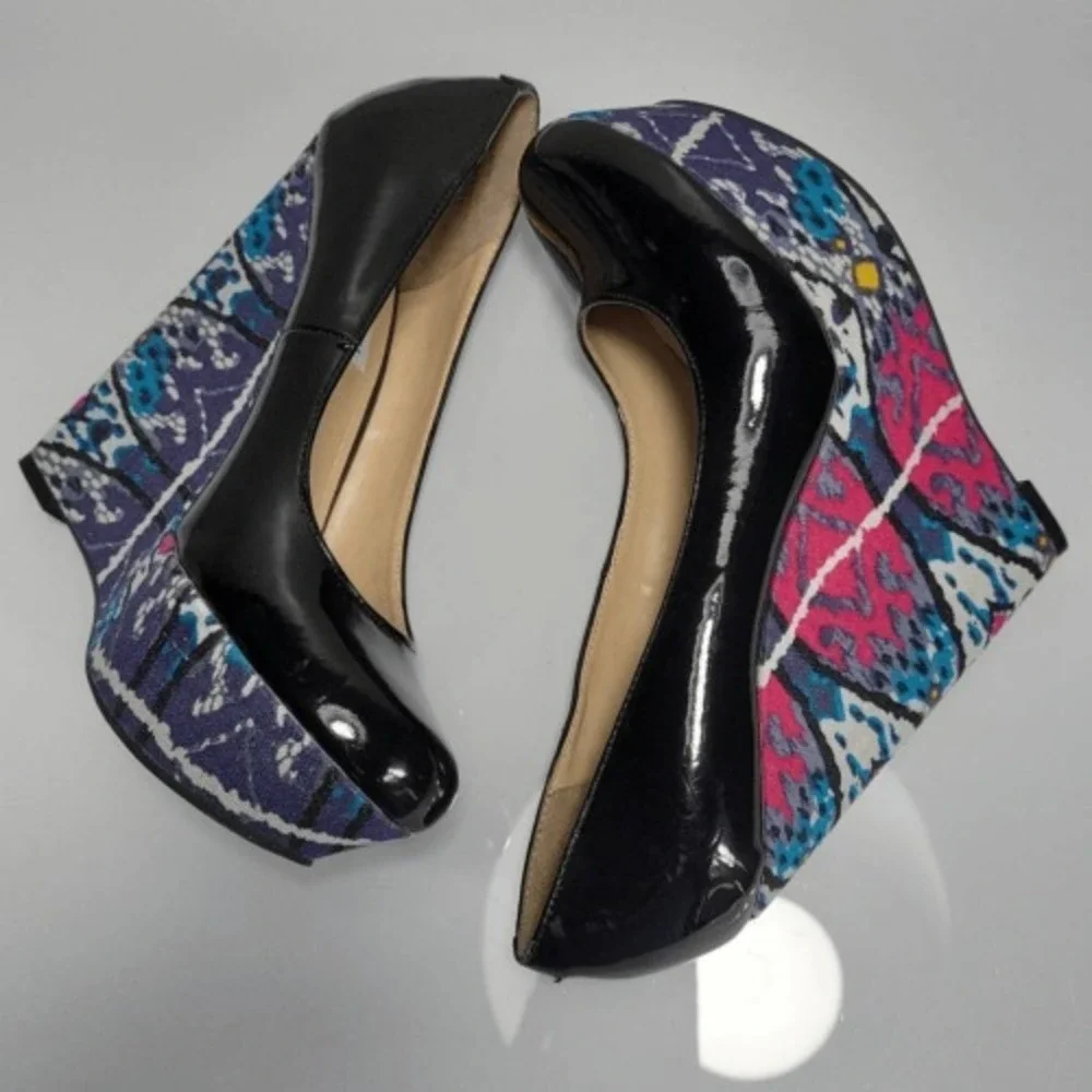 Steve Madden Unique Platform Chunky Heels 6.5 Wedge‎ Black Patent Leather Ikat